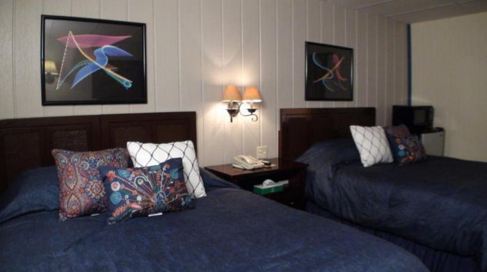 Motel 72 (Roost Motel) - Photo From Web (newer photo)